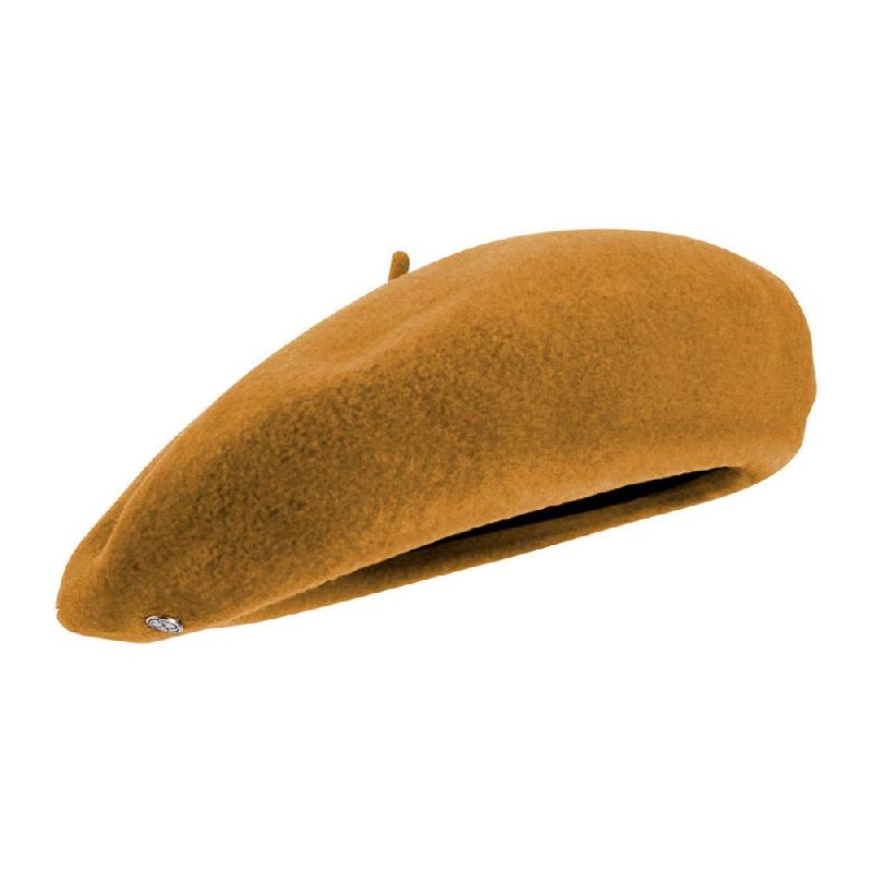 Mustard beret woman